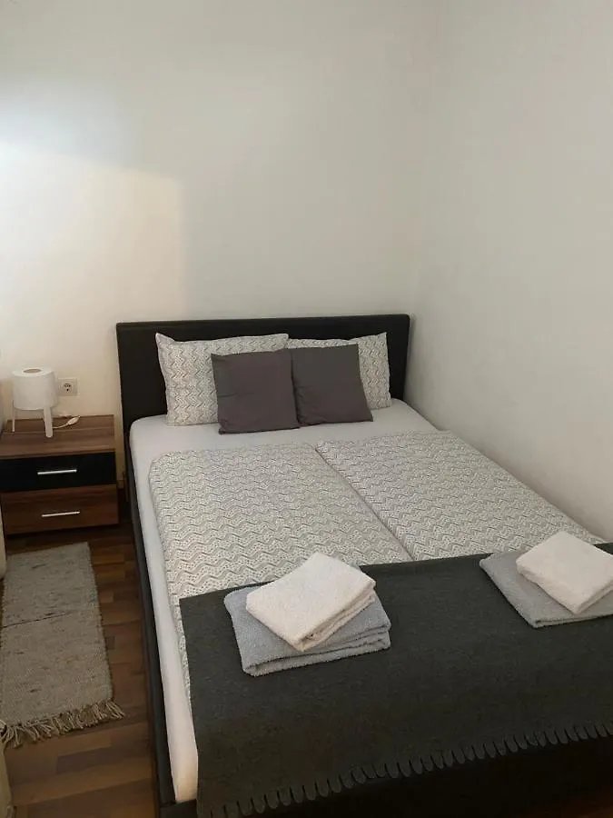 בודפשט Apartment And Rooms Heart Of The City 0*,
