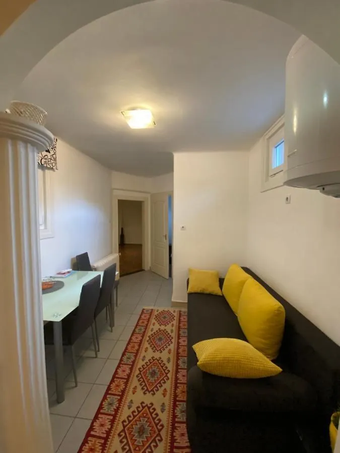 Apartment And Rooms Heart Of The City Boedapest Hongarije