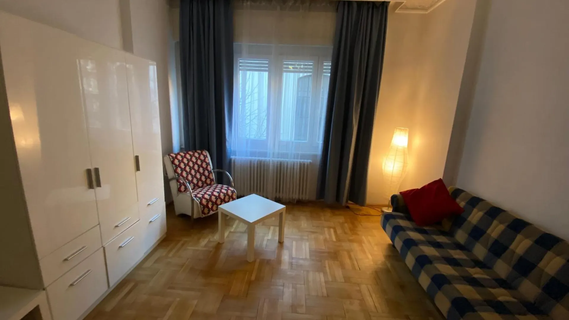 Apartment And Rooms Heart Of The City Boedapest