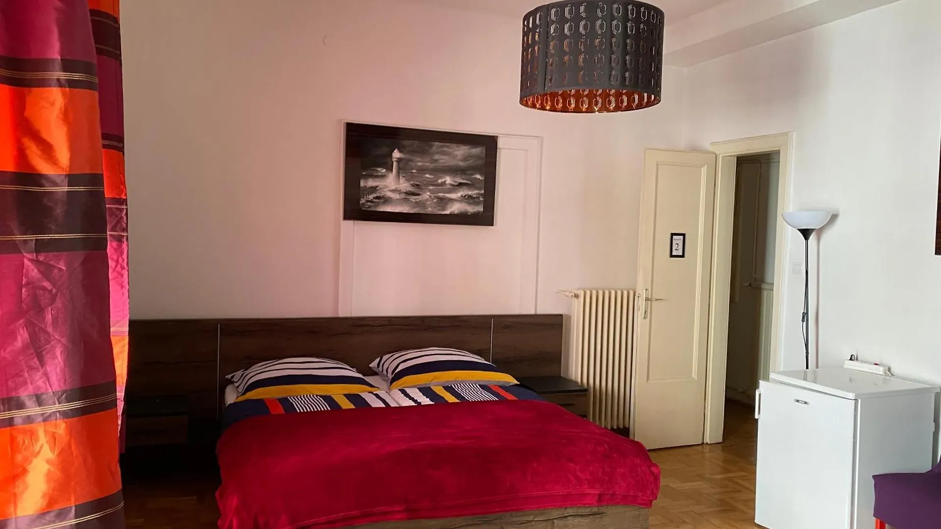 Apartment And Rooms Heart Of The City Boedapest